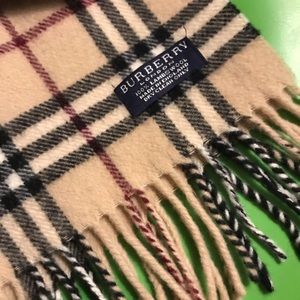 Burberry lambswool scarf